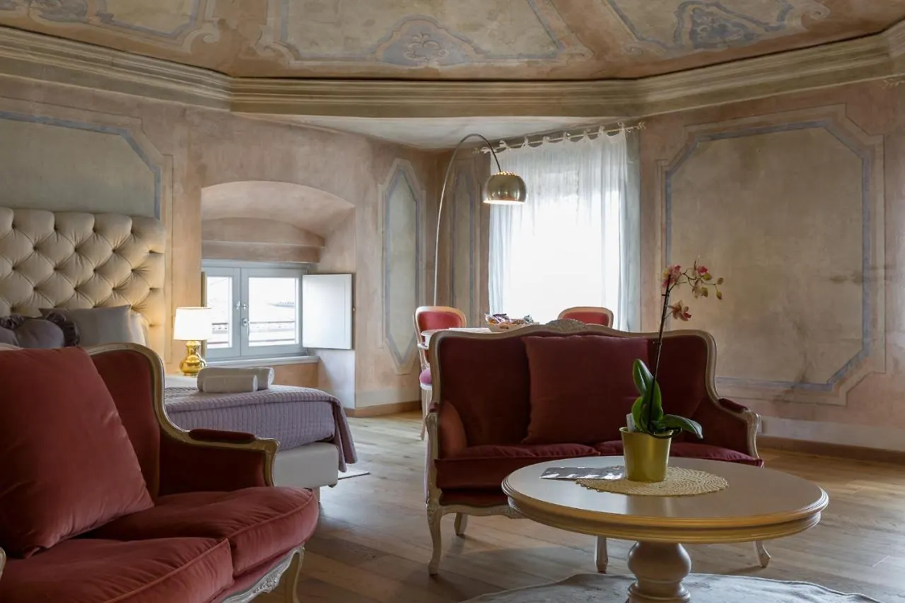 Rooms Castelvecchio - Palazzo Canossa Verona 0*,