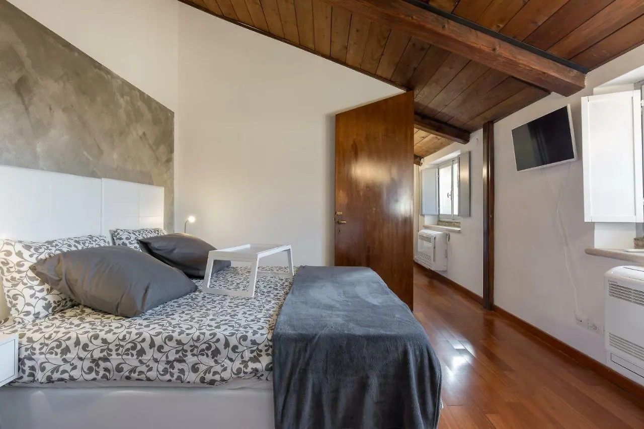 Apartment Rooms Castelvecchio - Palazzo Canossa Verona